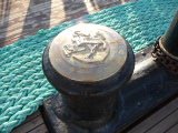 Poller an Deck eines Schiffes